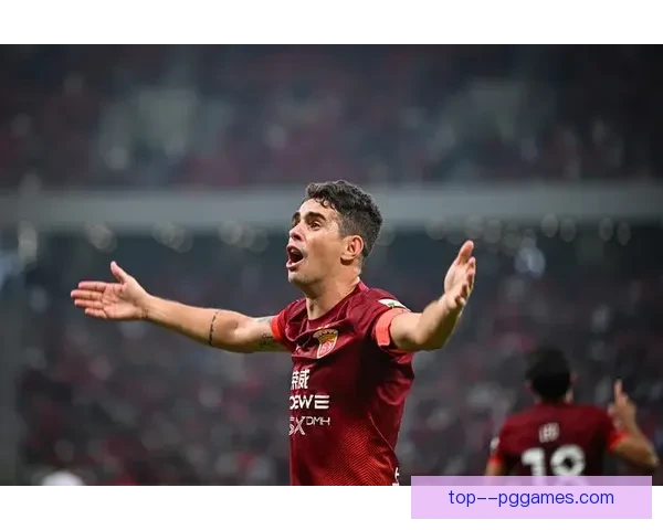 上海海港成功卫冕中超联赛冠军续写辉煌赛季传奇