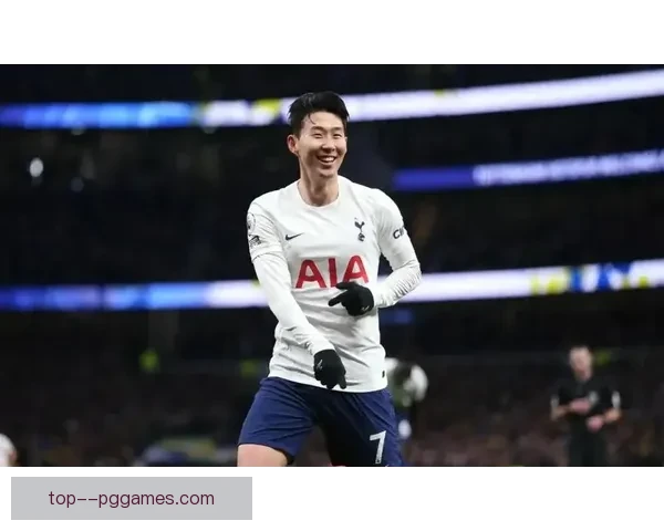 孙兴慜通过热刺官方频道向全球球迷送上温馨节日祝福