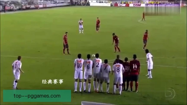 某小将截击放短得分,全场瞬间被这一拍点燃 某小将截击放短得分,全场瞬间被这一拍点燃